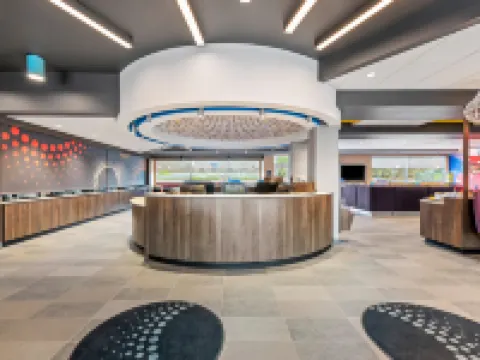 Tru by Hilton Kansas City Airport Hotels in May