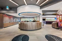 Tru by Hilton Kansas City Airport Hotel a May