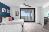 Breathtaking oceanfront views! Balcony! Private Pool, Beach Access, Daytona!