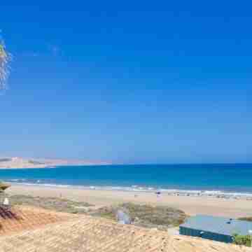2-room apartment, 50 meters to the beach, panoramic sea view Fitness & Recreational Facilities