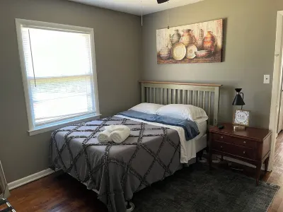 Stylish Home awaits your stay Hotel dekat Albany State University