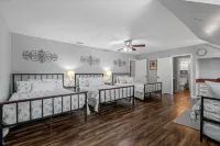 The Lakeview Oasis Getaway!