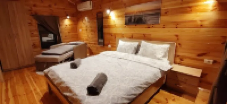 Riverhouse Luis. Neues Gemütliches Ferienhaus Direkt an der Ada Bojana Hotels in 