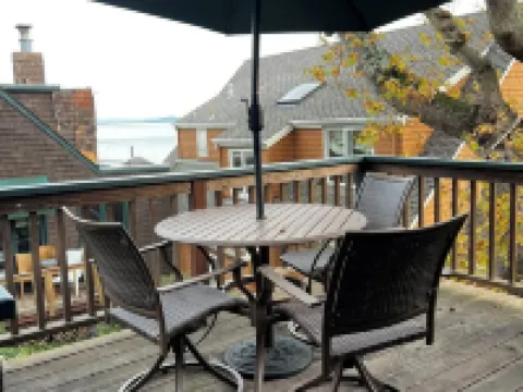 Cozy quiet & relaxing hide-a-way in the heart of Sausalito's ‘Hurricane Gulch Hotels in Sausalito