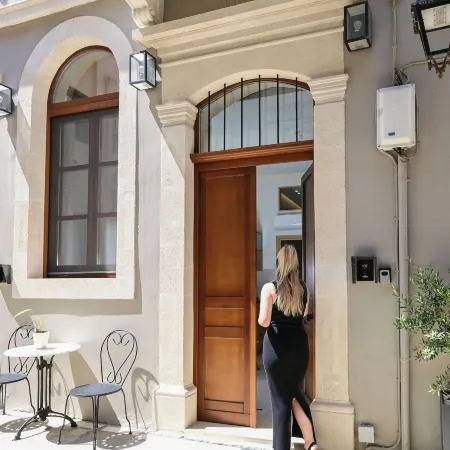 Marea Boutique Suites