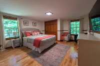 NEW! Long Pond Lake View Getaway w/HOT TUB, ME