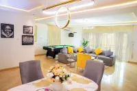 Family friendly apartment with game room and deck. Very homey