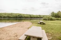 Family-friendly, Luxury Log Cabin Nestled in the Woods - 10 Mins to Sunday River