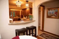 Cheerful Garden Oasis Hotels in Brighton