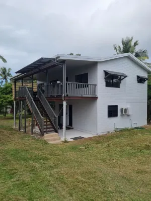 Captain's Retreat- Officer's Quarters Hotels in Cooktown