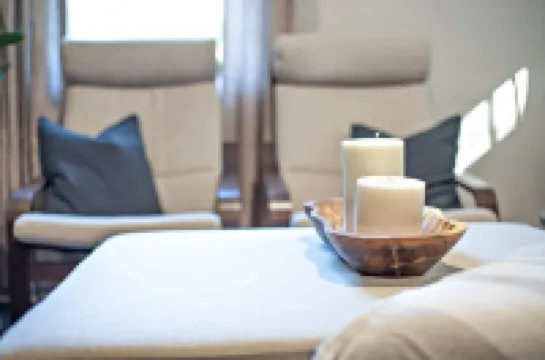 New Hagerstown Apartment - Self Check-in. Sleeps 4+