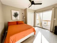 Waterfront Cottage & Dock w/ Beautiful View - 5MM