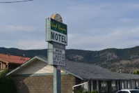 Road Runner Motel