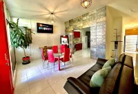 Art & Design Loft, 2 PRIVATE JACUZZIS, POOL, TERRACE AND GRILL!