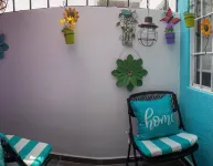 Beautiful remodeled condo near beach !