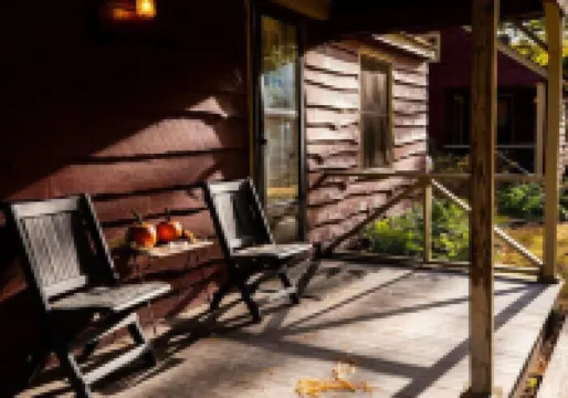 Phoenicia Lodge