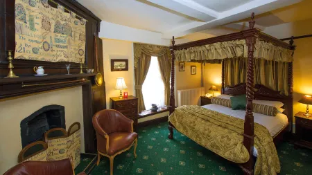 Cbh Prince Rupert Hotel