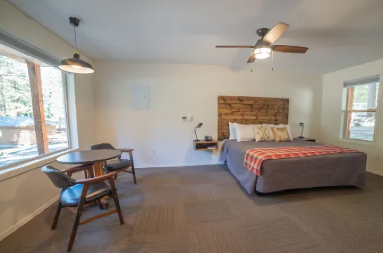 雄鷹卡帕木屋 約瑟夫酒店