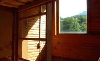 Dzajicaa Buk Rooms - Noahs Ark