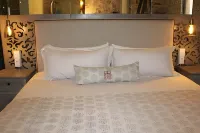 Castello di Carlo - Suite Carlo V Hotels in Tetlatlahuca