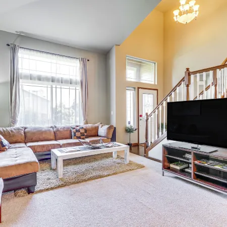 Family-friendly Home w/ Patio & Garden in Everett! Hotels in Everett