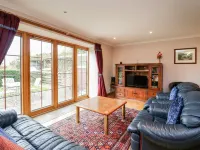 Nantusi Cottage Hotels in Edzell