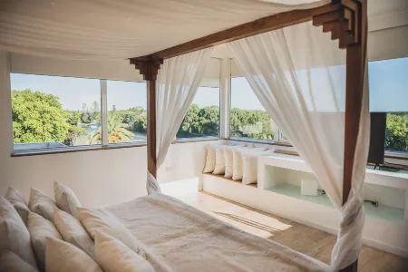 Los Muelles Boutique Hotel Отели рядом с достопримечательностью «Bodega Familia Irurtia»