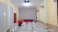 Hostal Unicornio Hotels in Coca