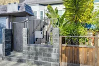 Walk to Crab Cove Beach: Alameda Home w/ Game Room Hotels near Prometric Test Center