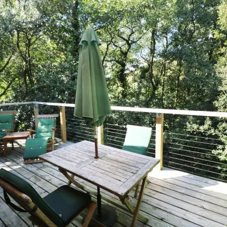 6 Streamside