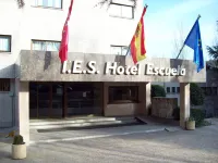 Hotel Escuela Madrid Отели в г. Фуэнкарраль-Эль Пардо
