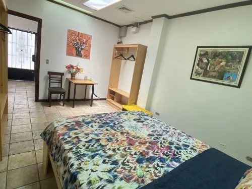 Sofia Apartments in Escalante, San Jose - Апартаменты