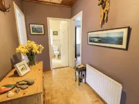 James Neills Cottage - 2-Star