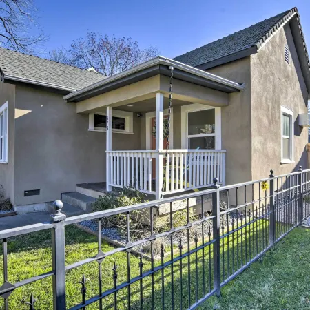 Centrally Located House in Chico w/ Gas Grill