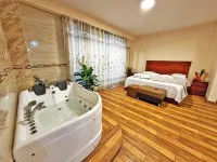 Hotel El Parral Suite - Hot Tub