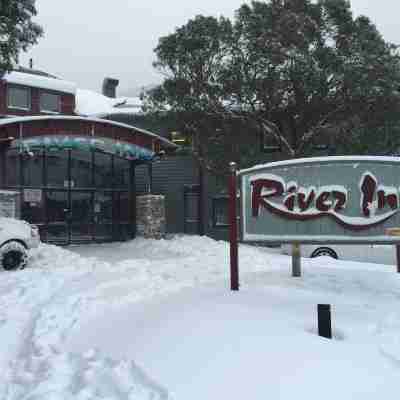 River Inn Hotel Exterior