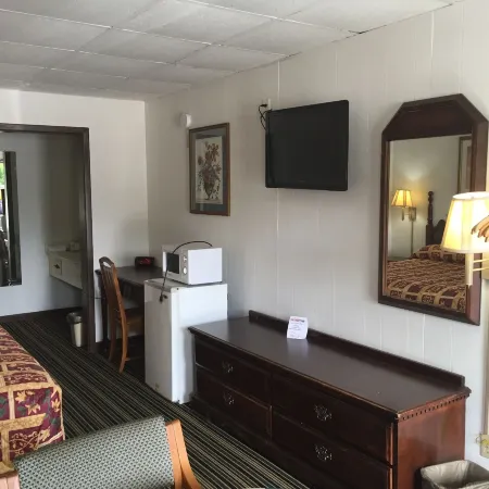 Scottish Inn and Suites Perry
