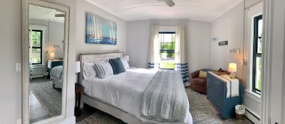 Harbor View Landing Hotels in Stonington