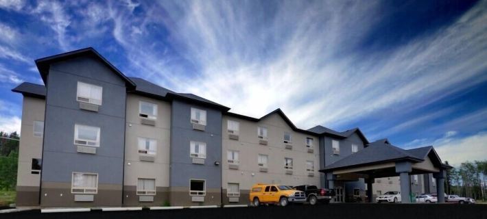Sigma Inn & Suites Hudson's Hope Hotels in Peace River