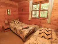 Acorn Lodge Hotels in Meidrim