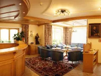 Hotel Dolomiti Madonna Hotel a Ortisei