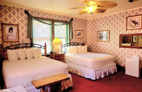 青銅皇后大酒店