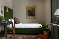 Restored stonehouse in the heart of Perth.