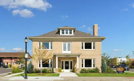 Sherman Lodge Отели в г. Калиспелл