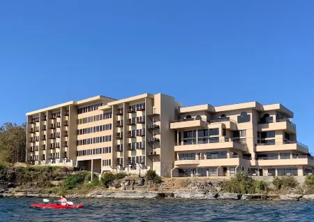 D'Monaco Luxury Resort