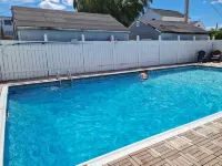 Flagship Motorcourt - piscina