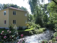 Kvarnen I Knällsberg โรงแรมใน