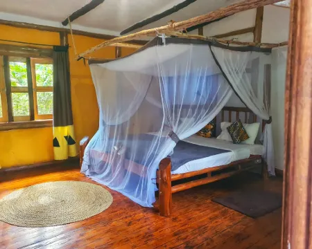 Tilapia Lodge Hotels in Busiro