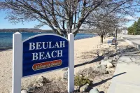 Elegant Stone Cottage Steps to Crystal Lake Beach - 3-Star