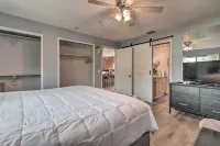 ~ 9 Mi to Universal: Orlando Retreat w/ Sun Porch! - Country Houses